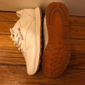 Reebok Classic, white, size 6 women’s